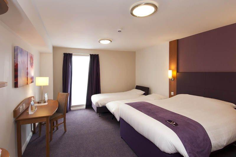 Premier Inn London 다게넘 외부 사진